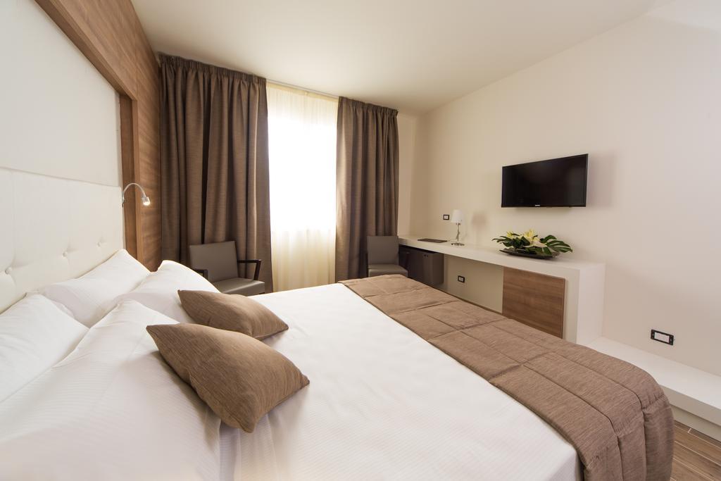 Street Hotel Comacchio Szoba fotó