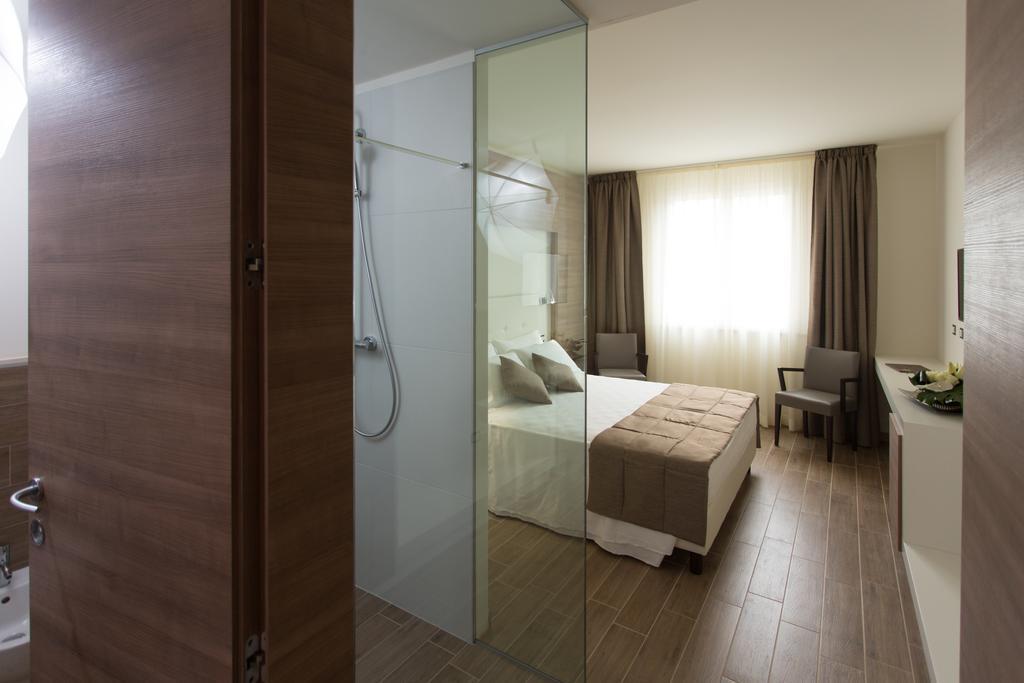 Street Hotel Comacchio Szoba fotó