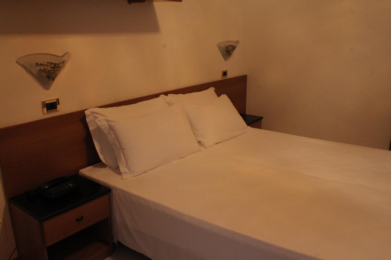 Street Hotel Comacchio Szoba fotó